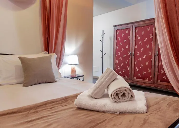 Διαμέρισμα -centro - Porta Nuova- Elegante Loft Con Wi-fi *