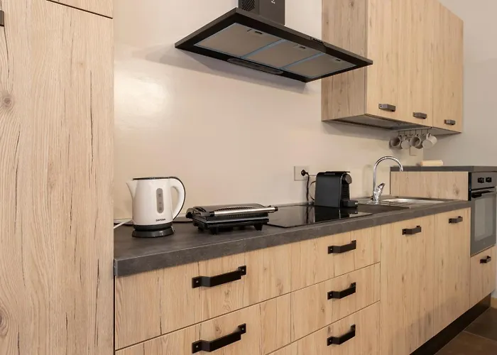 Διαμέρισμα -centro - Porta Nuova- Elegante Loft Con Wi-fi *